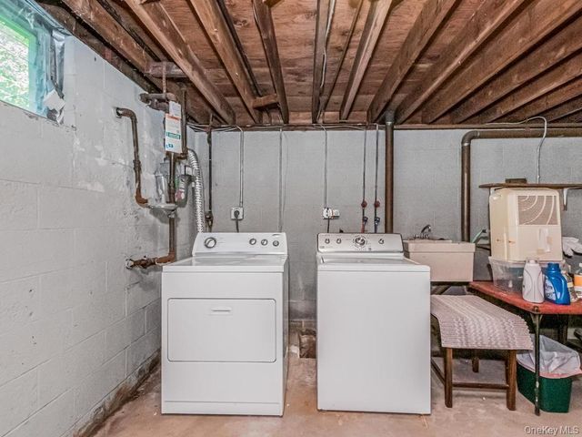 211 Warren Avenue, Hawthorne, NY 10532