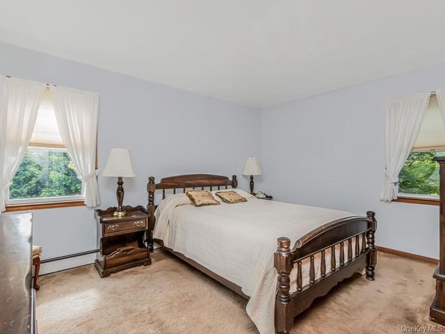 211 Warren Avenue, Hawthorne, NY 10532