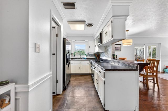 16330 HANNA ROAD, Lutz, FL 33549