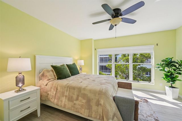 2450 HARBOURSIDE DRIVE 244, Longboat Key, FL 34228