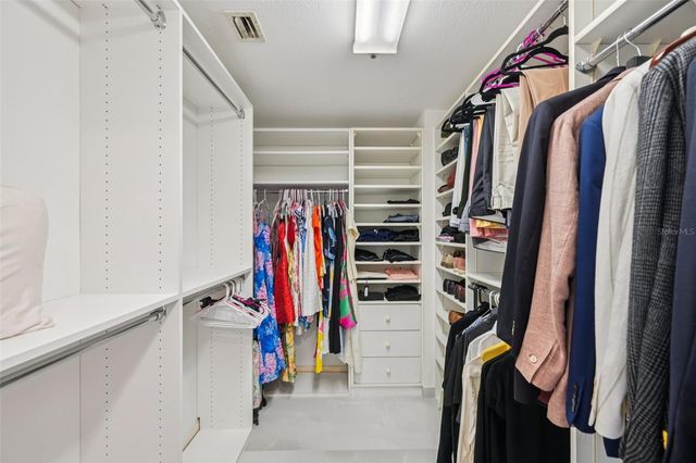 2450 HARBOURSIDE DRIVE 244, Longboat Key, FL 34228