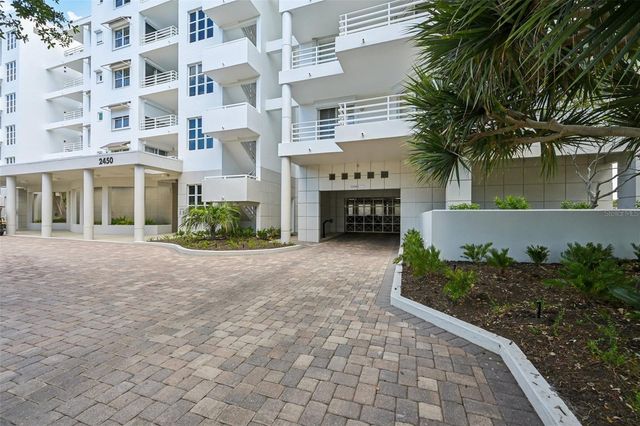 2450 HARBOURSIDE DRIVE 244, Longboat Key, FL 34228