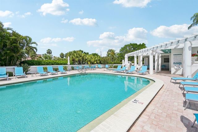 2450 HARBOURSIDE DRIVE 244, Longboat Key, FL 34228