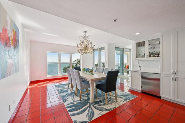 2450 HARBOURSIDE DRIVE 244, Longboat Key, FL 34228