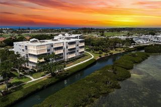 2450 HARBOURSIDE DRIVE 244, Longboat Key, FL 34228