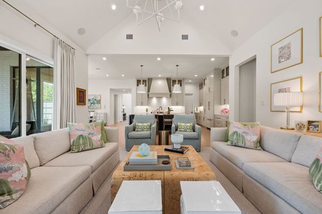 507 Coolair Drive, Dallas, TX 75218