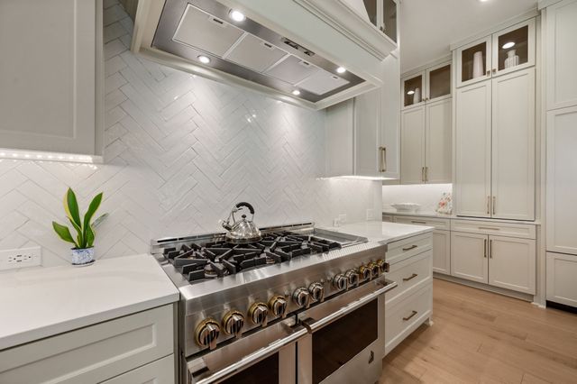507 Coolair Drive, Dallas, TX 75218