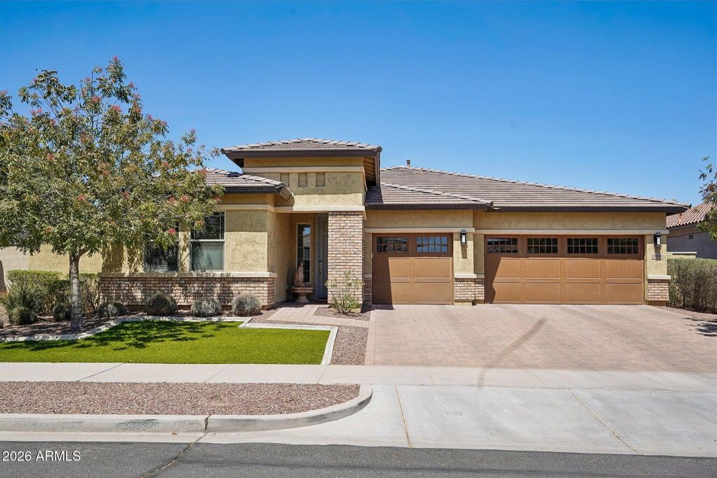 20510 W PARK MEADOWS Drive, Buckeye, AZ 85396 — exterior