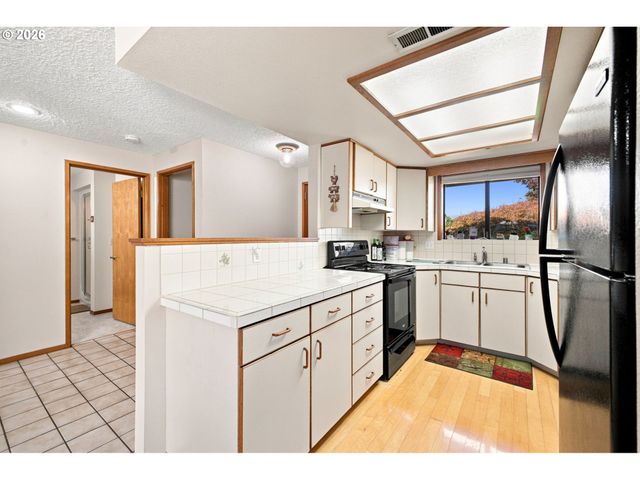 13815 Nw 10TH Ct F, Vancouver, WA 98685