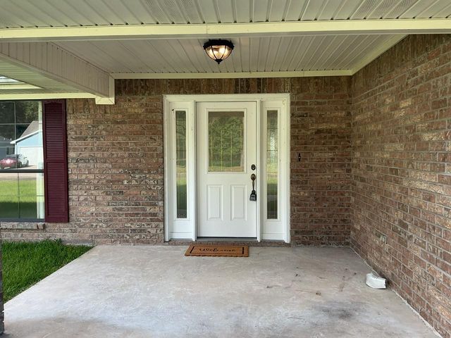 20 Shallow Springs, Trinity, TX 75862