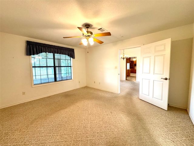 20 Shallow Springs, Trinity, TX 75862