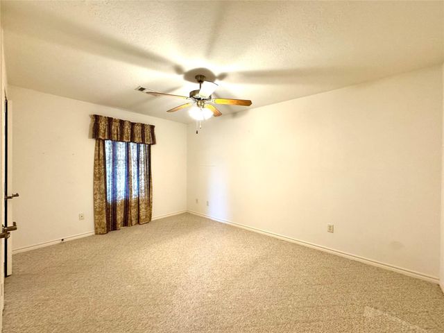 20 Shallow Springs, Trinity, TX 75862