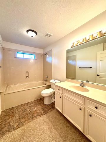 20 Shallow Springs, Trinity, TX 75862