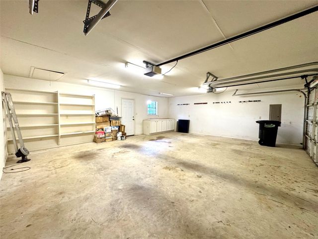 20 Shallow Springs, Trinity, TX 75862