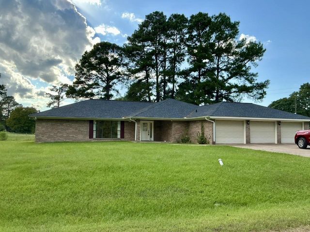 20 Shallow Springs, Trinity, TX 75862