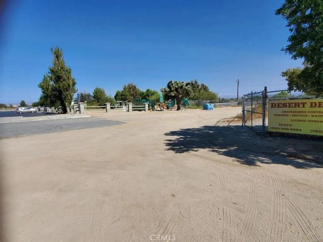 4175 Warbler, Phelan, CA 92371