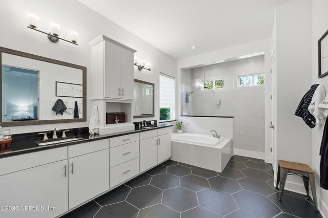 28 VILLAGE GRANDE Drive, Ponte Vedra, FL 32081