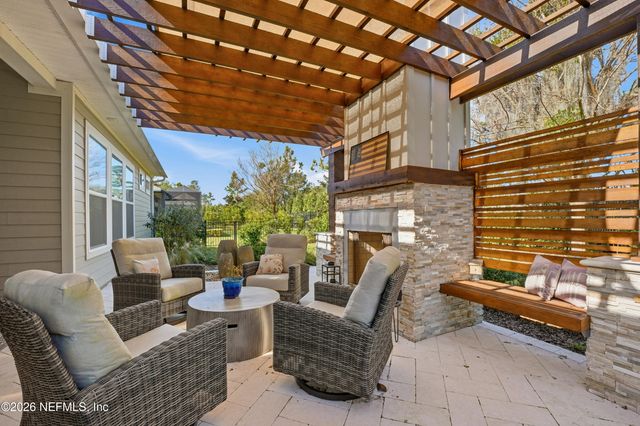 28 VILLAGE GRANDE Drive, Ponte Vedra, FL 32081