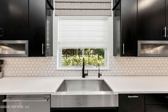 28 VILLAGE GRANDE Drive, Ponte Vedra, FL 32081