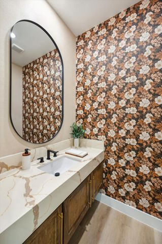 211 St Andrews Drive, New Ulm, TX 78950