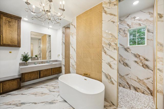 211 St Andrews Drive, New Ulm, TX 78950