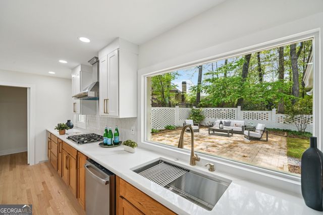 6335 Aberdeen Drive NE, Atlanta, GA 30328