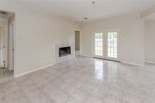 9002 Caroline, Corpus Christi, TX 78409