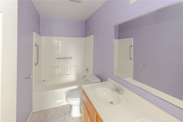 9002 Caroline, Corpus Christi, TX 78409