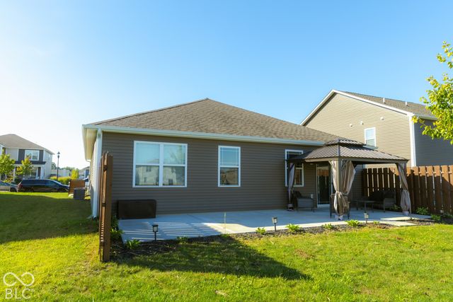 1962 Fairmount Drive, Greenfield, IN 46140