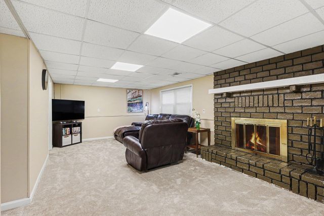 1717 Edgewood Avenue SE, Grand Rapids, MI 49506