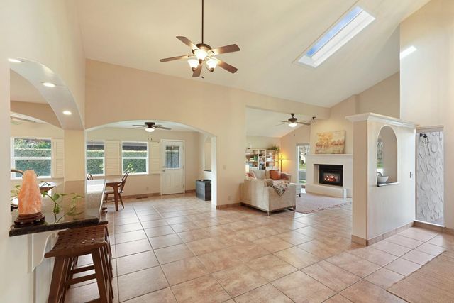 1729 Le Bec Ct, Lodi, CA 95240