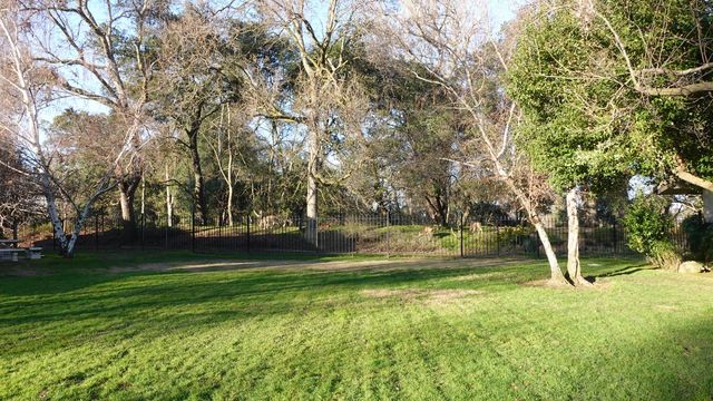 1729 Le Bec Ct, Lodi, CA 95240