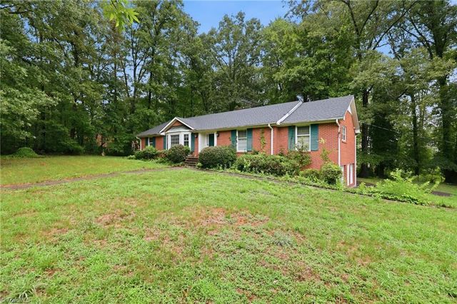 8791 Desmond Drive, Lewisville, NC 27023