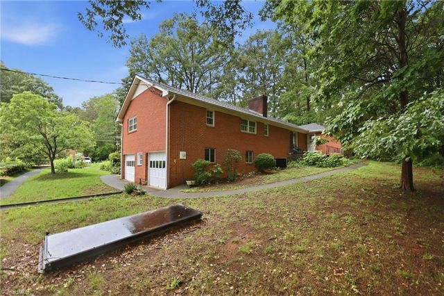 8791 Desmond Drive, Lewisville, NC 27023