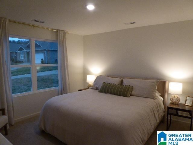 6998 SOUTHERN TRACE LOOP, Leeds, AL 35094
