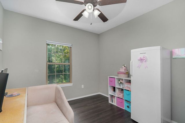 3031 N Albertha Avenue, Springfield, MO 65803