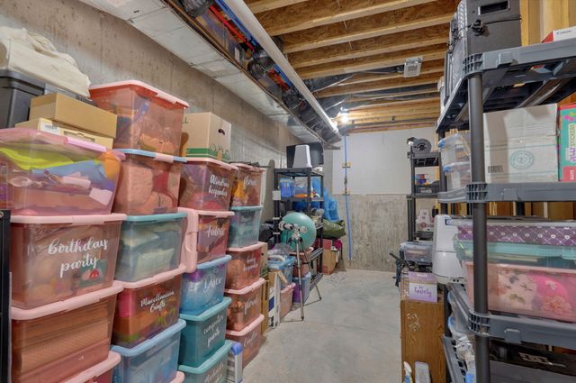 3031 N Albertha Avenue, Springfield, MO 65803
