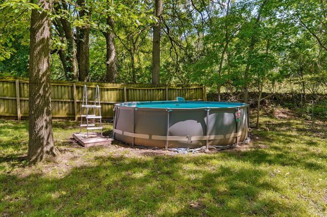 3031 N Albertha Avenue, Springfield, MO 65803