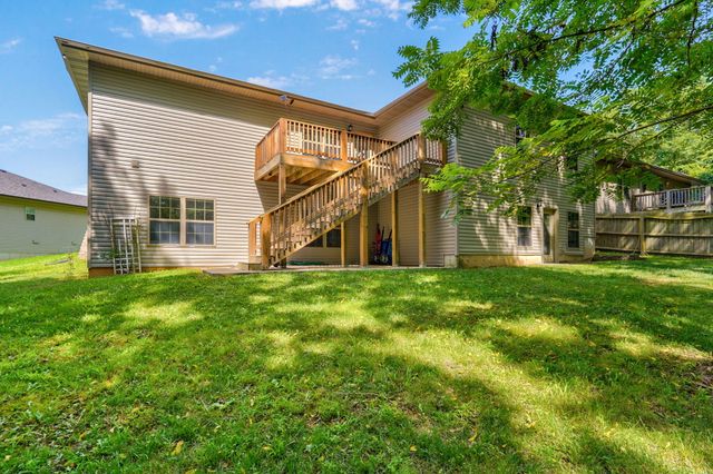 3031 N Albertha Avenue, Springfield, MO 65803