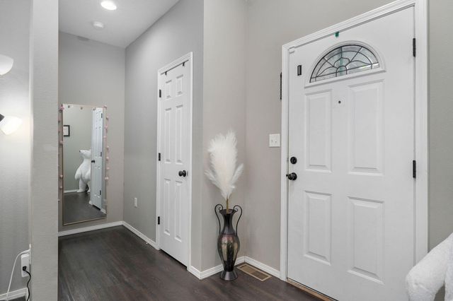 3031 N Albertha Avenue, Springfield, MO 65803