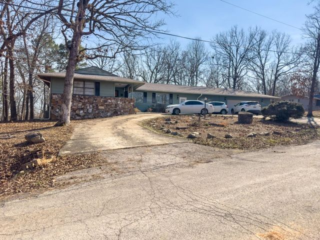 57 Powhatan Drive, Cherokee Village, AR 72529