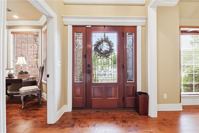 2468 N Covington Park Boulevard, Fayetteville, AR 72703