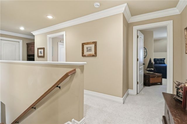 2468 N Covington Park Boulevard, Fayetteville, AR 72703