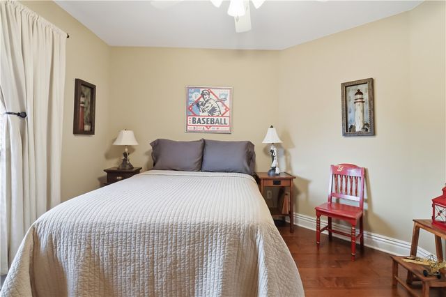 2468 N Covington Park Boulevard, Fayetteville, AR 72703