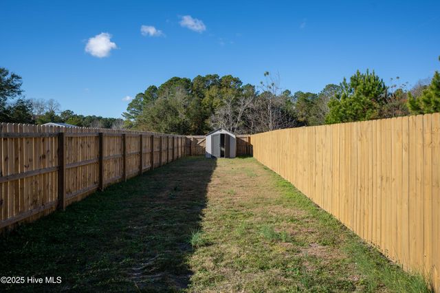 113 Tillett Lane, Sneads Ferry, NC 28460