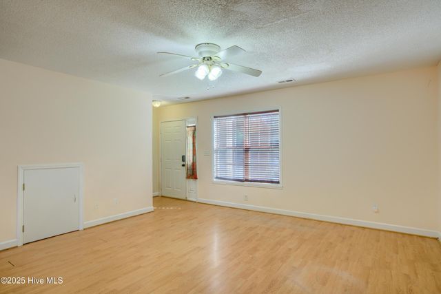 113 Tillett Lane, Sneads Ferry, NC 28460