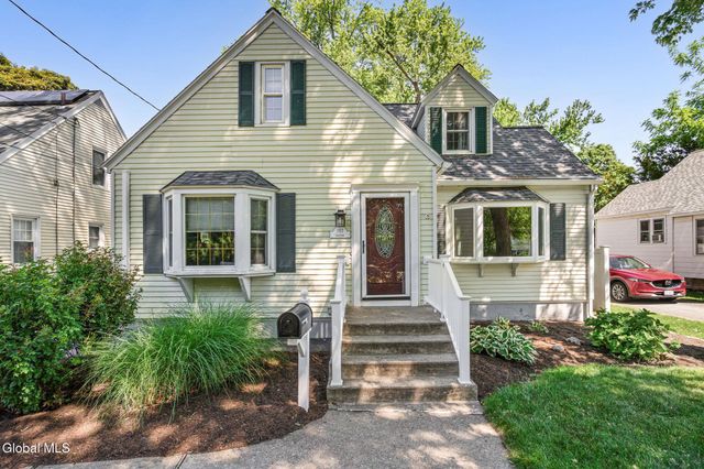 197 Sunnyside Road, Glenville, NY 12302