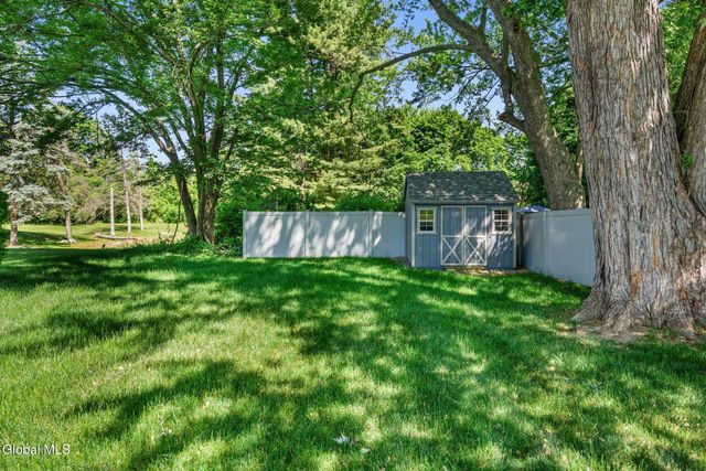 197 Sunnyside Road, Glenville, NY 12302