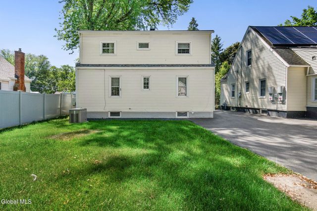 197 Sunnyside Road, Glenville, NY 12302