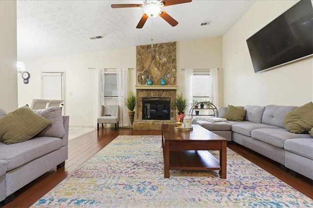 2025 Kristian Way, Roswell, GA 30076